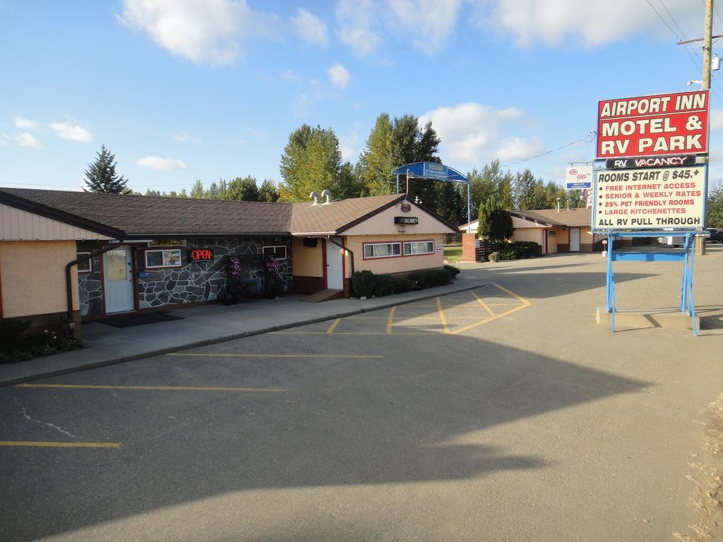 Airport Inn Motel Quesnel Eksteriør bilde